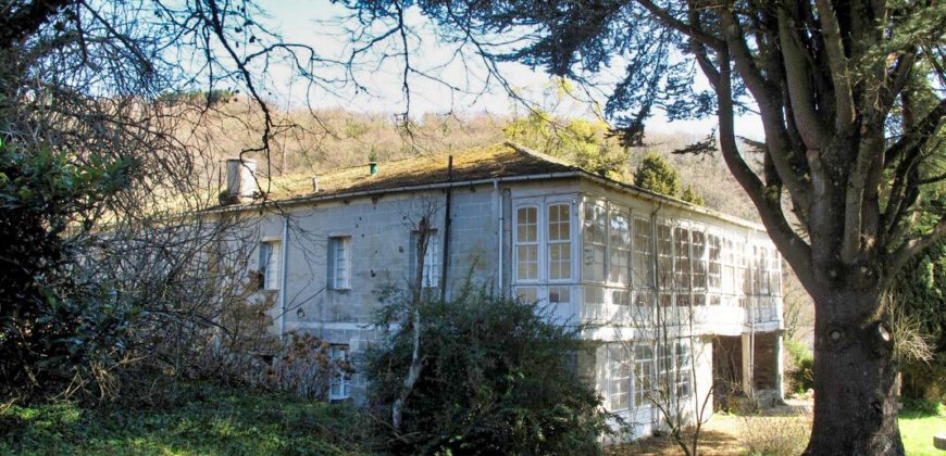 Pazo histórico con amplia finca situada a las puertas de las montañas del Caurel